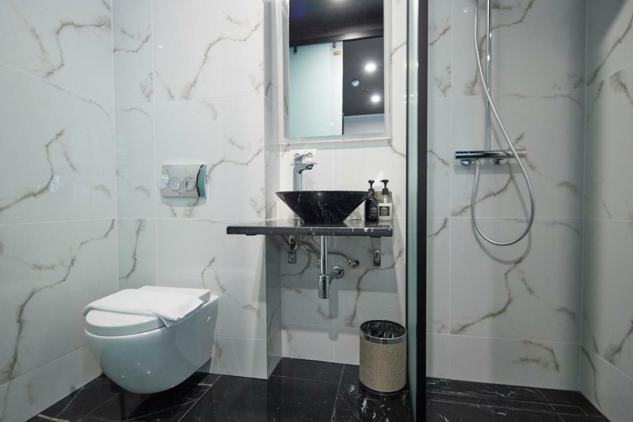 Hotel Akureyri Dynheimar Екстер'єр фото